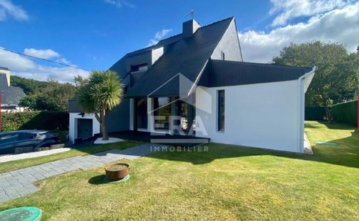 Castle for Sale in Guidel, Brittany, France
