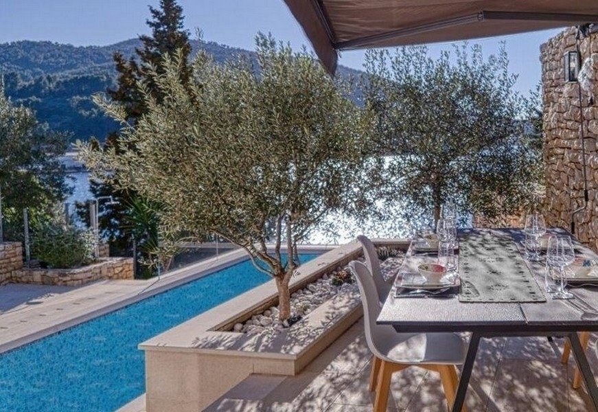 Villa in Dubrovnik-Neretva County, Croatia 2 - 16875508