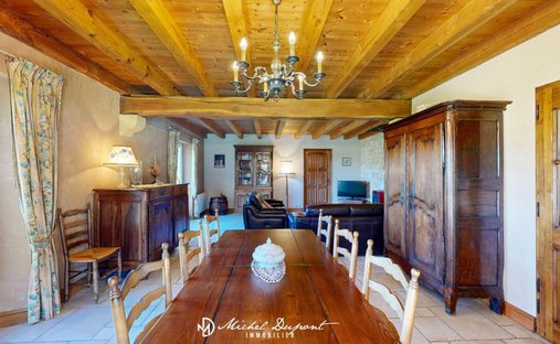 Castle for Sale in Le Bugue, Nouvelle-Aquitaine, France