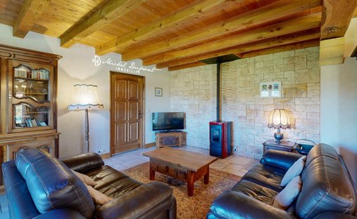 Castle for Sale in Le Bugue, Nouvelle-Aquitaine, France