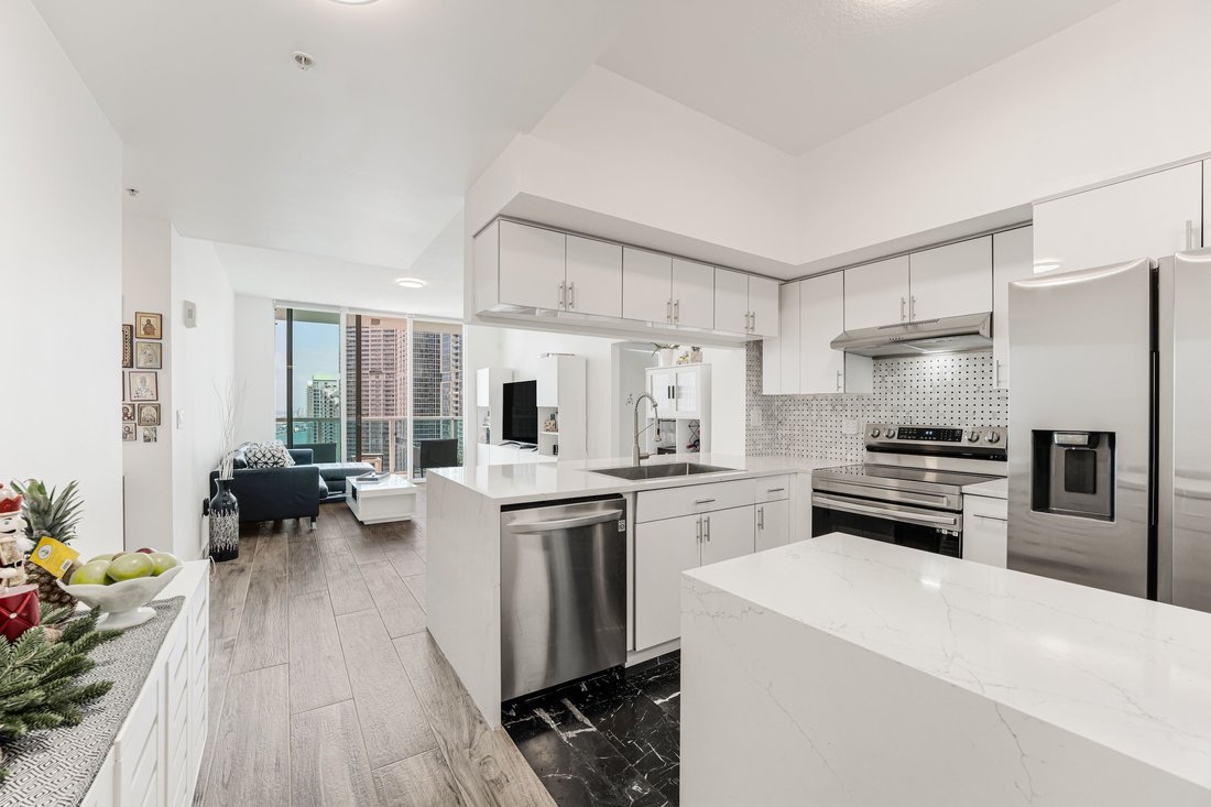 Condo in Miami, Florida, United States 3 - 16888053