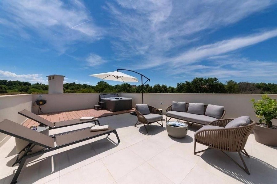 Villa in Porec, Istria County, Croatia 3 - 16872036