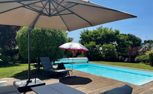 Castle for Sale in Auray, Brittany, France