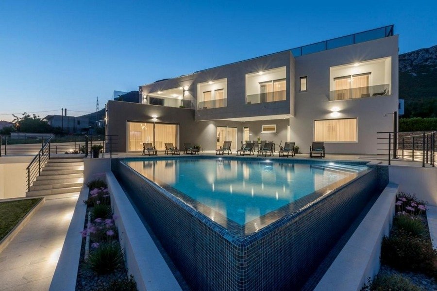 Villa in Gradski kotar Grad, Split, Split-Dalmatia County 1 - 16875559
