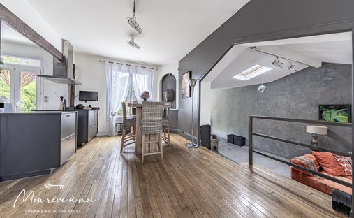 Castle for Sale in Saint-Leu-la-Forêt, Île-de-France, France