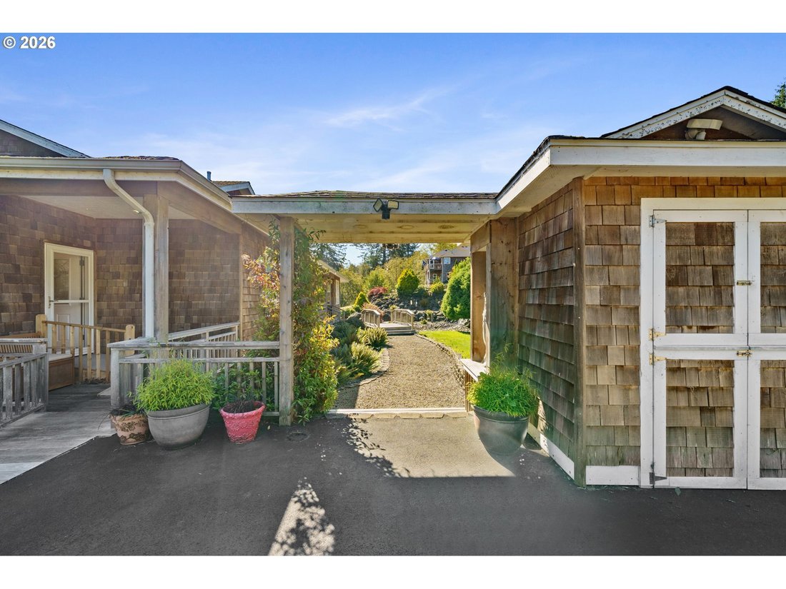 House in Neotsu, Oregon, United States 2 - 16874619