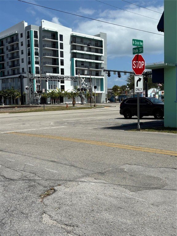 Hollywood, Florida, United States 2 - 16632601