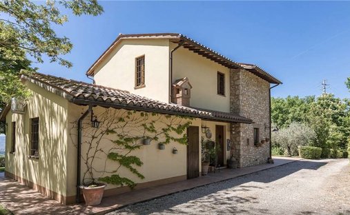 Castle For Sale In Umbria, Trasimeno Lake