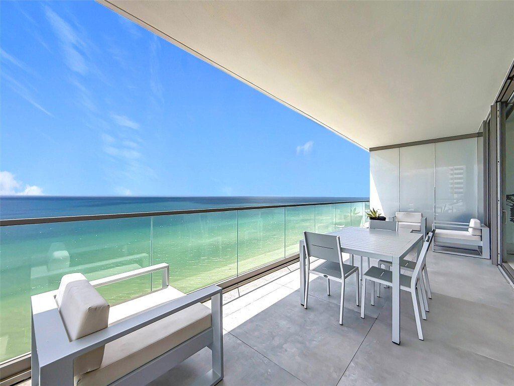 Condo in Hallandale Beach, Florida, United States 4 - 16635139