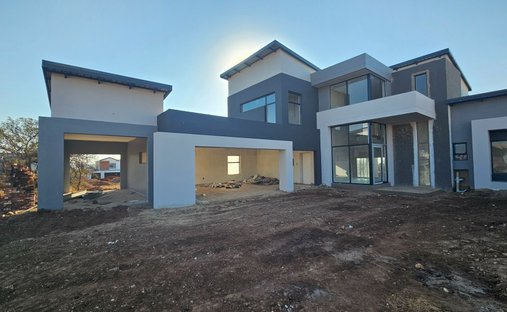 House in Sunderland Ridge AH, Gauteng, South Africa 1