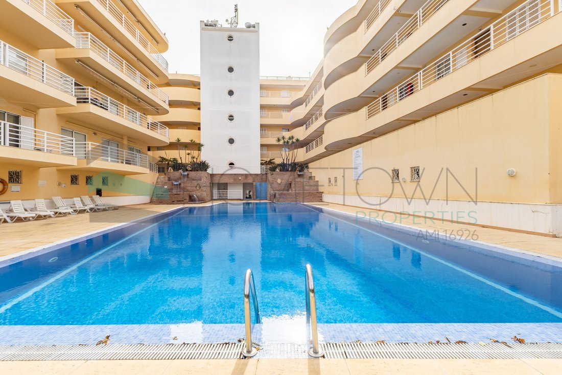 Apartment in Vilamoura, Quarteira, Algarve 1 - 16882770