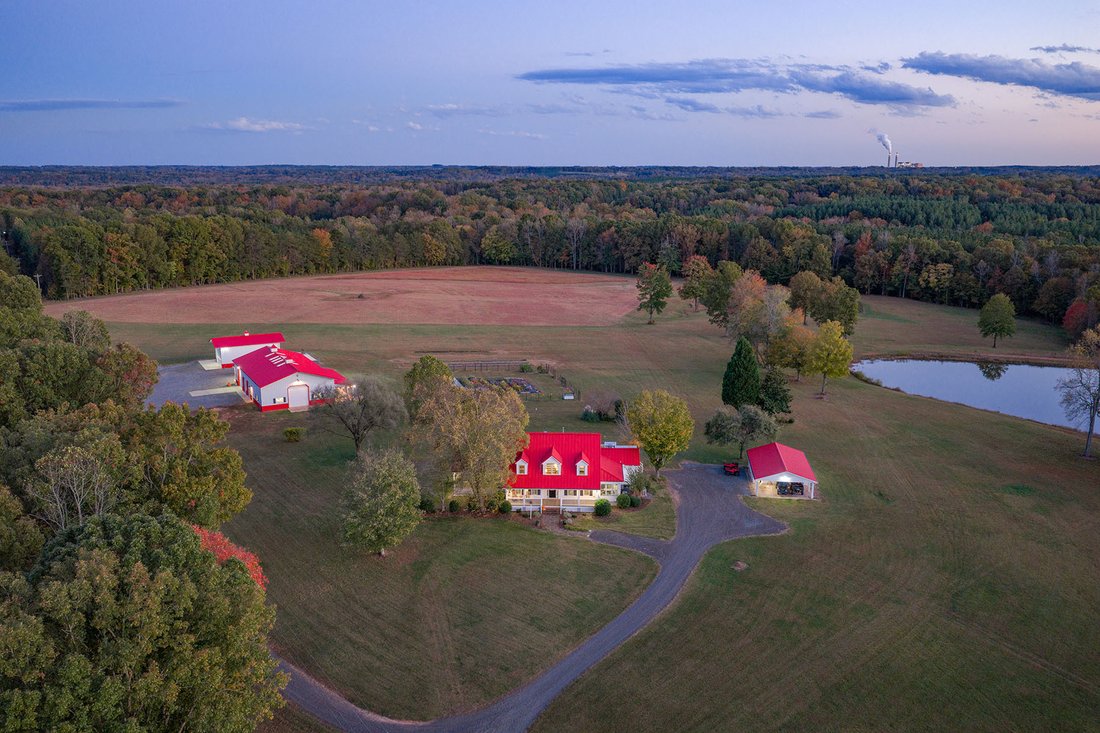 House in Walnut Cove, North Carolina, United States 1 - 16879540