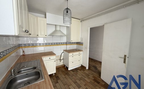 Castle for Sale in Mauguio, Occitanie, France