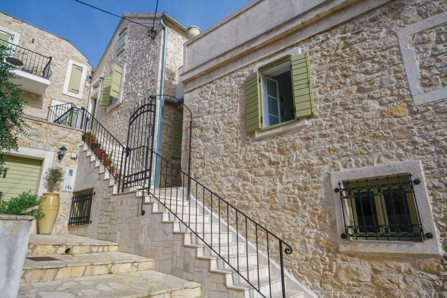 Townhouse in Zaton, Sibenik-Knin County, Croatia 4 - 16875575
