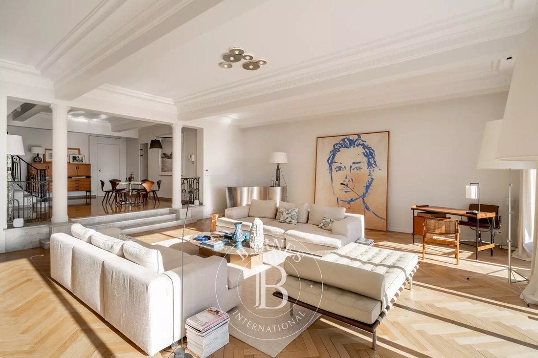 Villa in Cannes, Provence-Alpes-Côte d'Azur, France 5 - 16885273