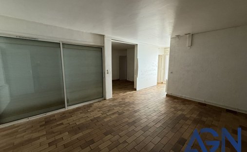 Castle for Sale in Mauguio, Occitanie, France