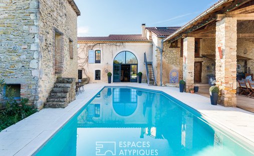 Elegant XI Xth Century Castle Beautiful Park Pool