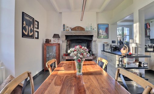 Castle for Sale in Auray, Brittany, France