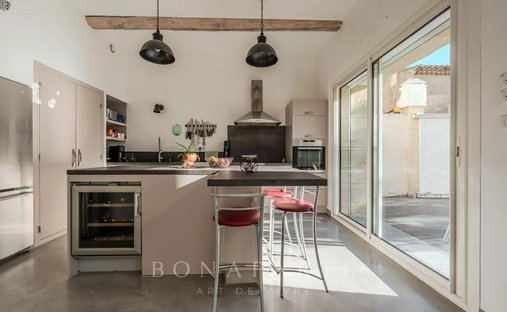 6 Room House With Terrace Near Beziers The House