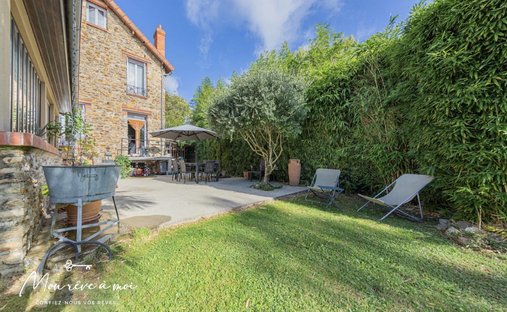 Castle for Sale in Saint-Leu-la-Forêt, Île-de-France, France