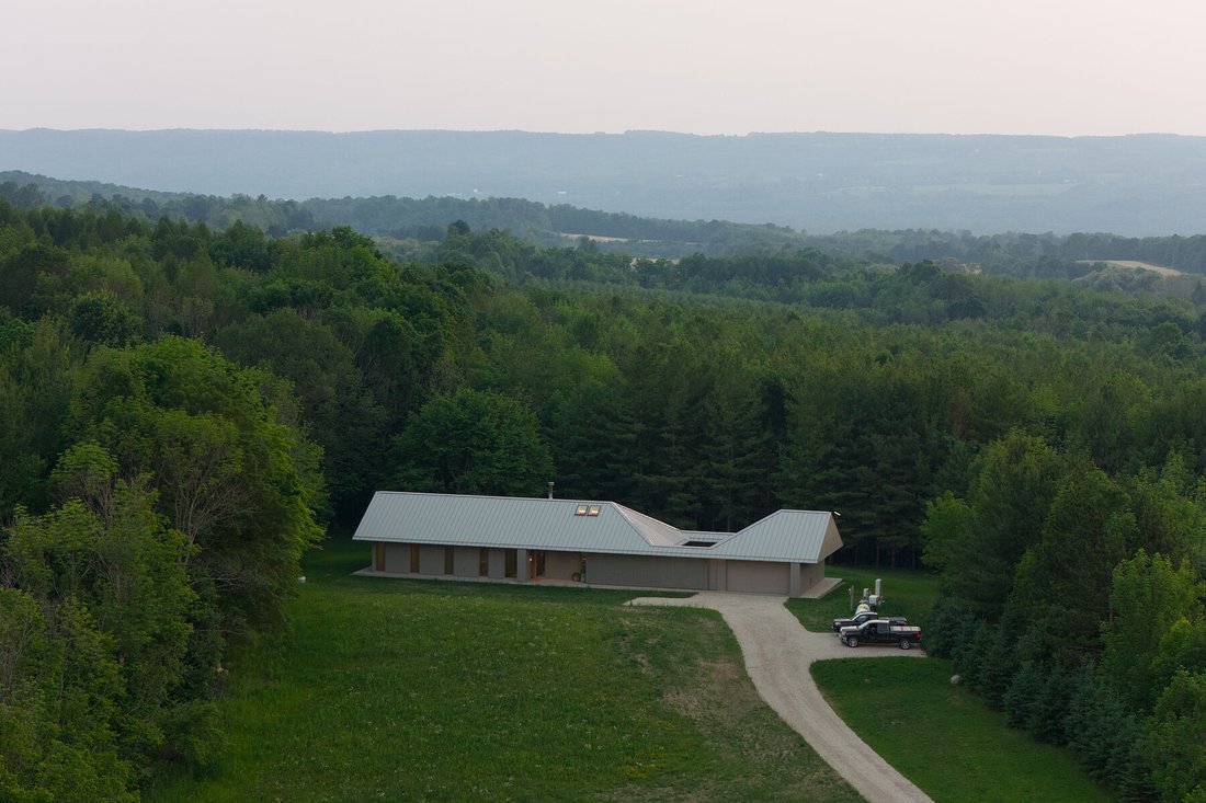 House in Clarksburg, Ontario, Canada 4 - 13763734