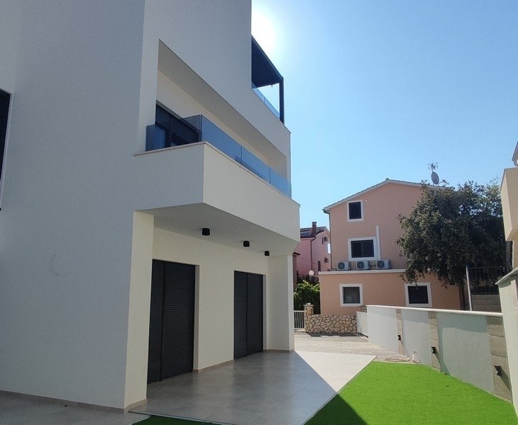 House in Srima, Sibenik-Knin County, Croatia 1 - 16872037