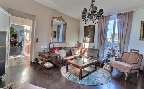 Castle for Sale in Auray, Brittany, France