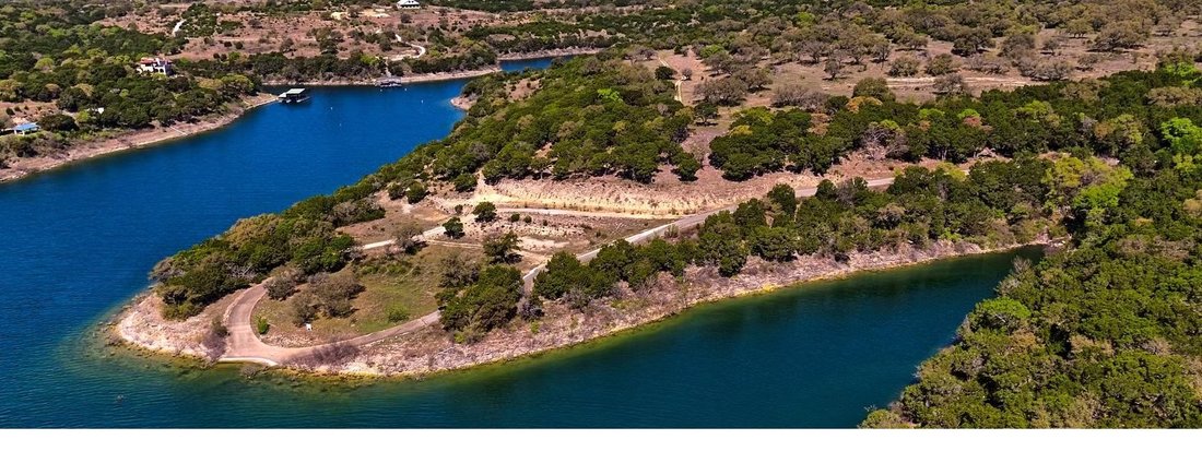 Farm Ranch in Lago Vista, Texas, United States 4 - 16876573