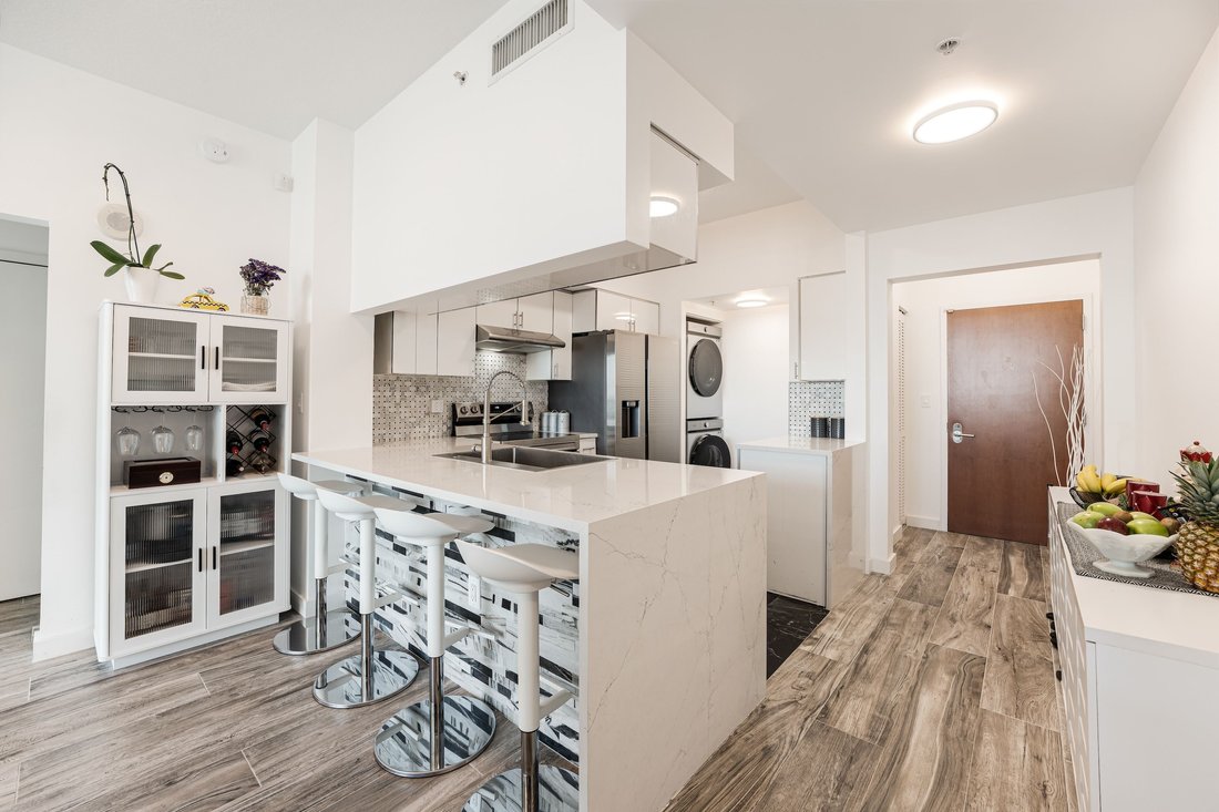 Condo in Miami, Florida, United States 4 - 16888053