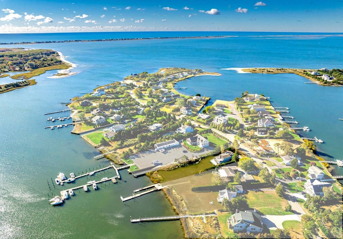 Southampton, New York, United States 2 - 16887474
