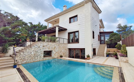 House in Kifisia, Attica, Greece 1