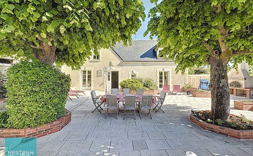 House in La Croix-en-Touraine, Centre-Val de Loire, France 1