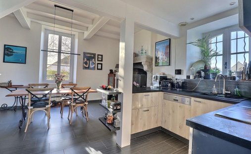 Castle for Sale in Auray, Brittany, France