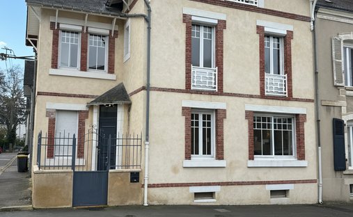 Castle for Sale in Laval, Pays de la Loire, France - 4