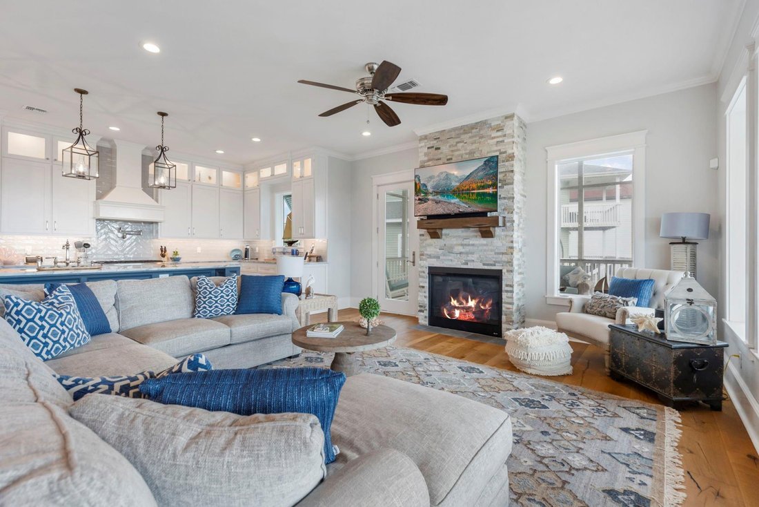 House in Galveston, Texas, United States 4 - 16870184