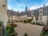 Castle for Sale in Saint-Florent-sur-Cher, Centre-Val de Loire, France - 2
