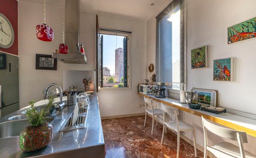 Castle for Sale in Venice, Veneto, Italy