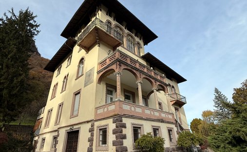 Castle for Sale in Merano, Trentino-South Tyrol, Italy