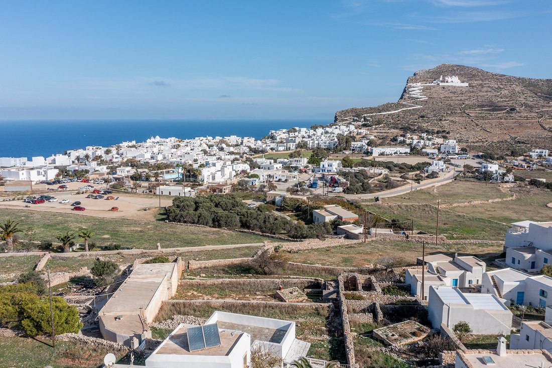 Land in Community of Folegandros, Aegean, Greece 1 - 16871300