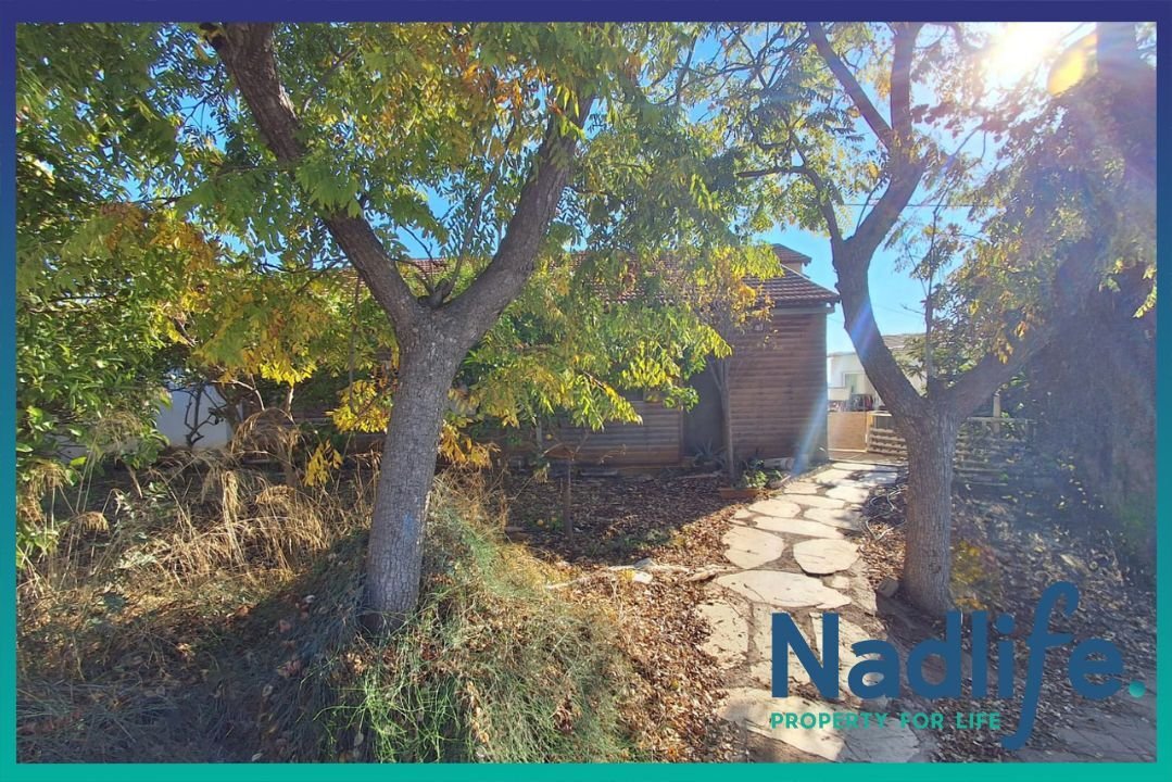 Estate in Aviezer, Jerusalem District, Israel 1 - 16877446