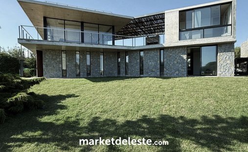 Casa en Manantiales, Departamento de Maldonado, Uruguay 1