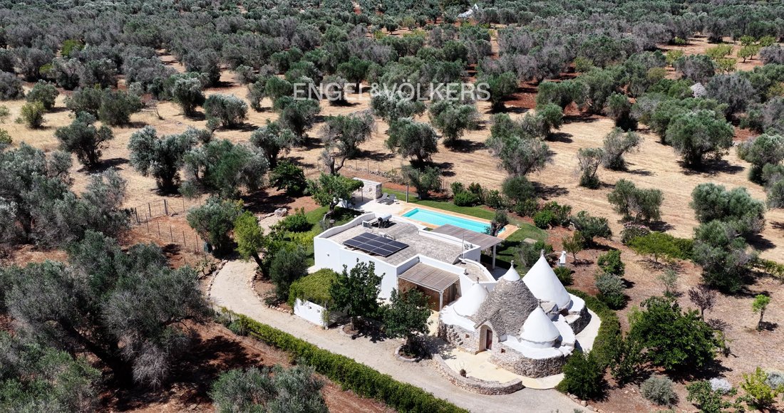 Villa in San Michele Salentino, Apulia, Italy 2 - 15993140