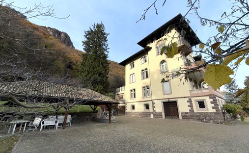 Castle for Sale in Merano, Trentino-South Tyrol, Italy