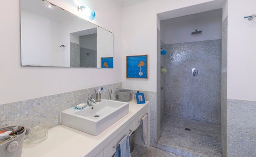 Castle for Sale in Venice, Veneto, Italy