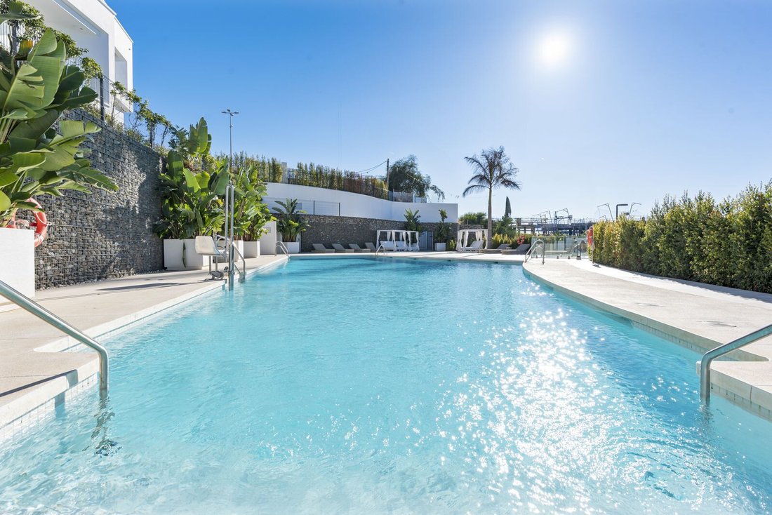 Apartment in Marbella, Andalusia, Spain 1 - 16872308