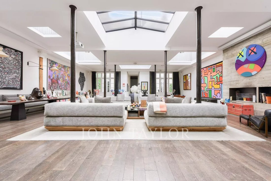 Apartment in Paris, Île-de-France, France 3 - 16881856