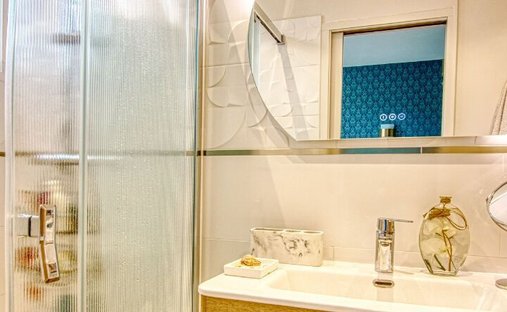 Castle for Sale in Versailles, Île-de-France, France