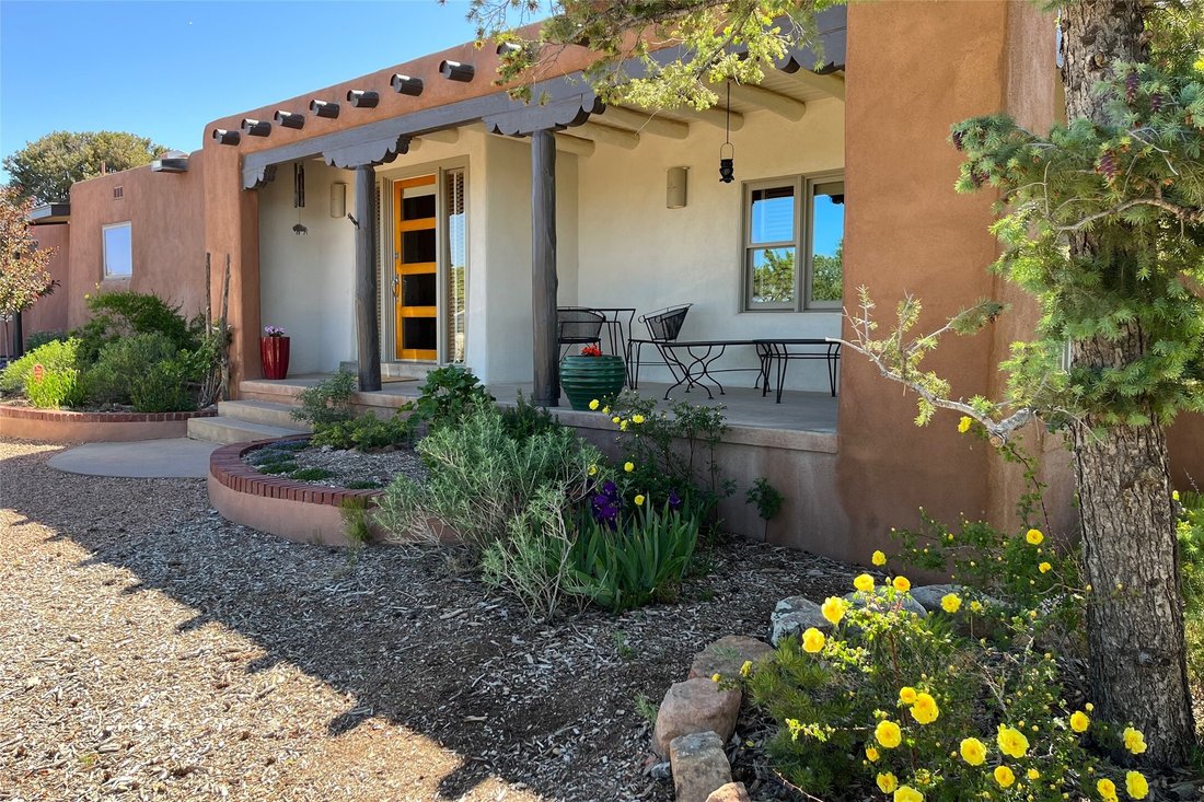 House in Santa Fe, New Mexico, United States 1 - 16881128