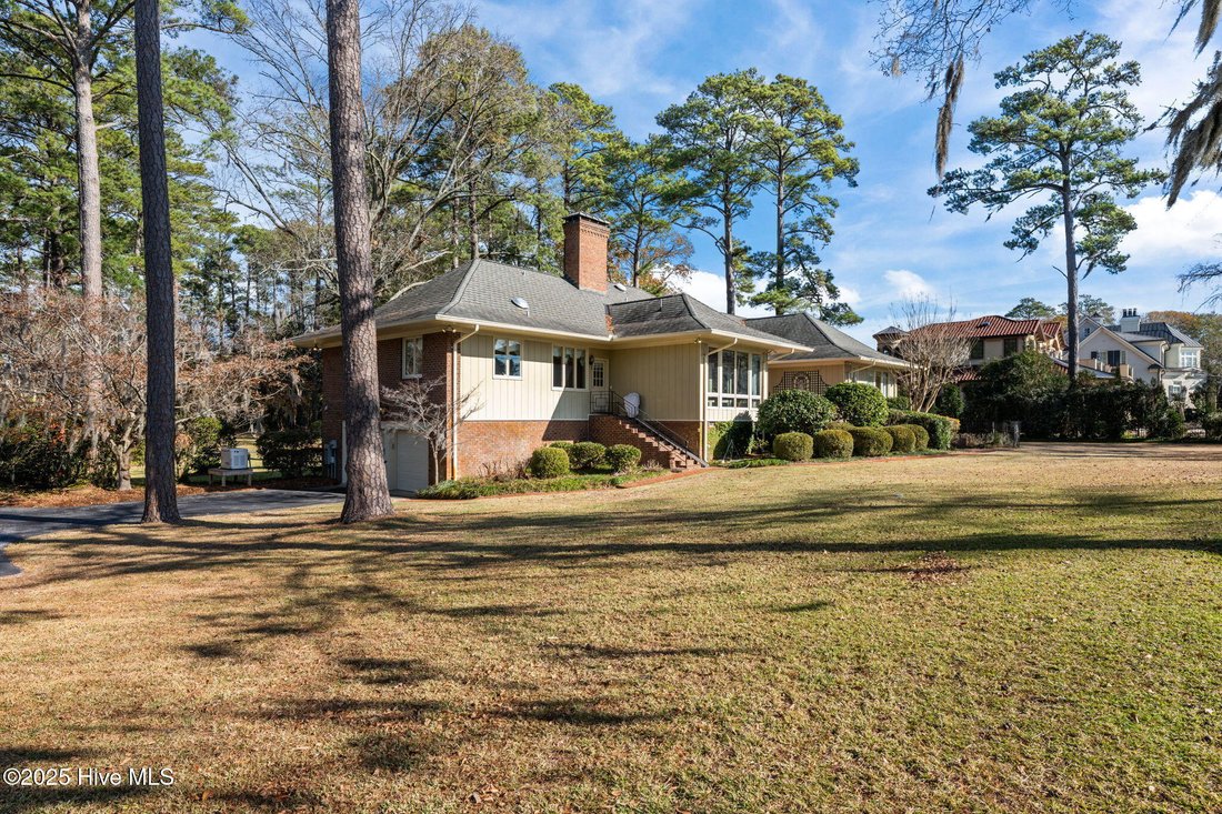 House in New Bern, North Carolina, United States 2 - 16860637