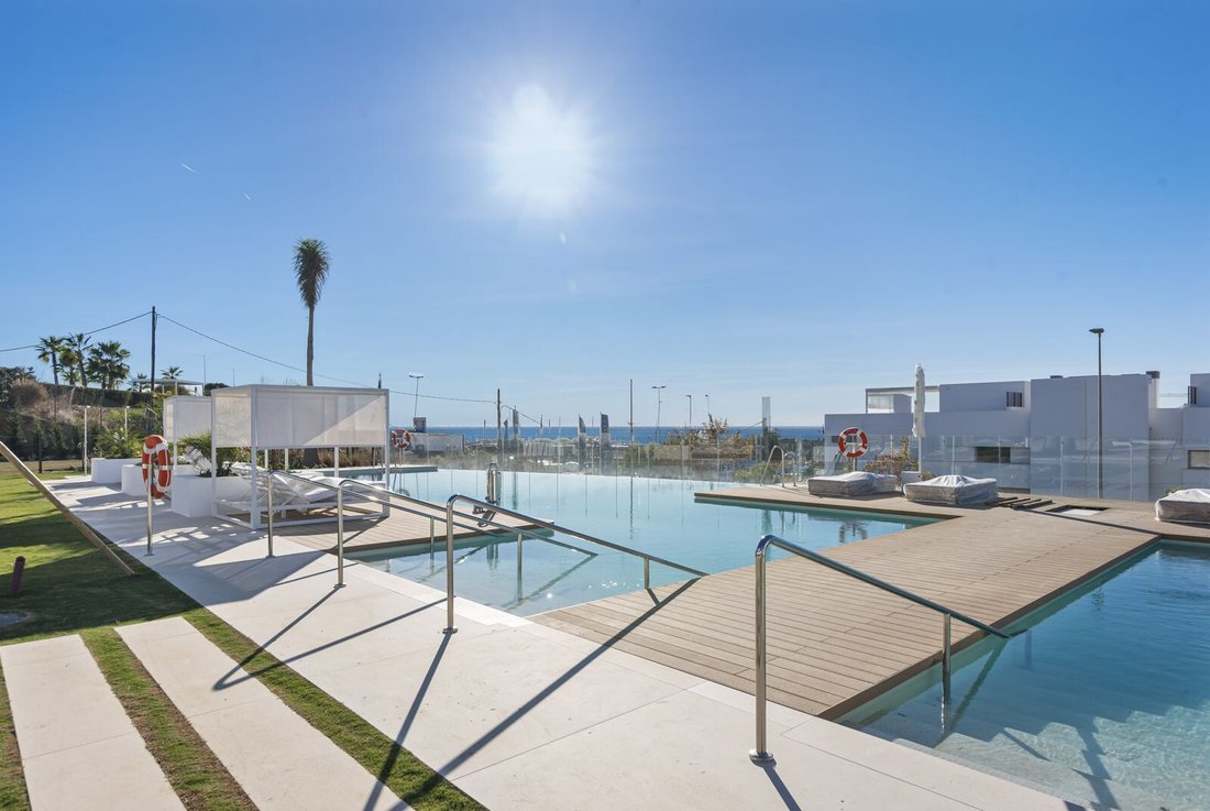Apartment in Marbella, Andalusia, Spain 5 - 16872308